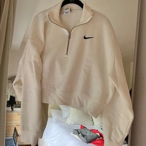 White Nike Crop 3/4 Zip